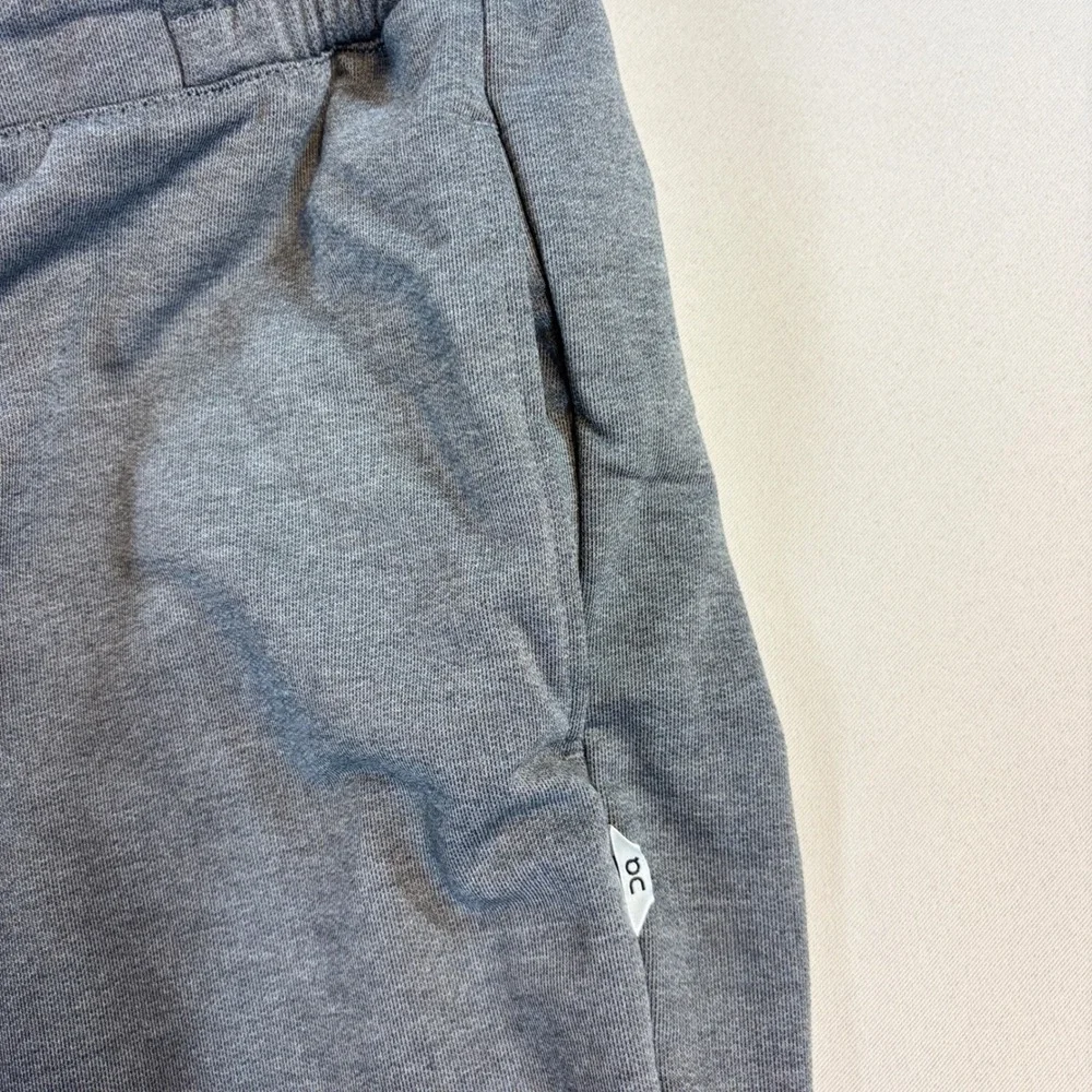 On Cloud Sweat Pants Men M Gray Green Ribbed Knee Athleisure Joggers On Running